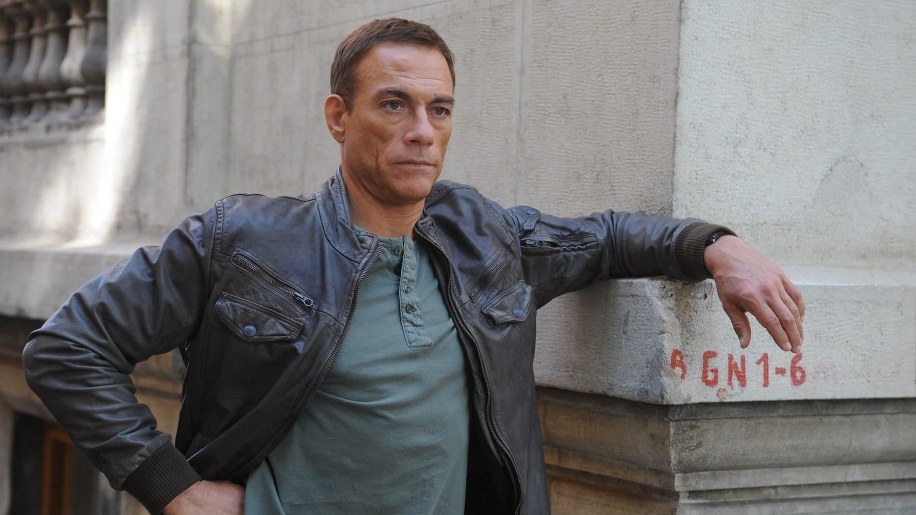 Kurşunlar Arasında