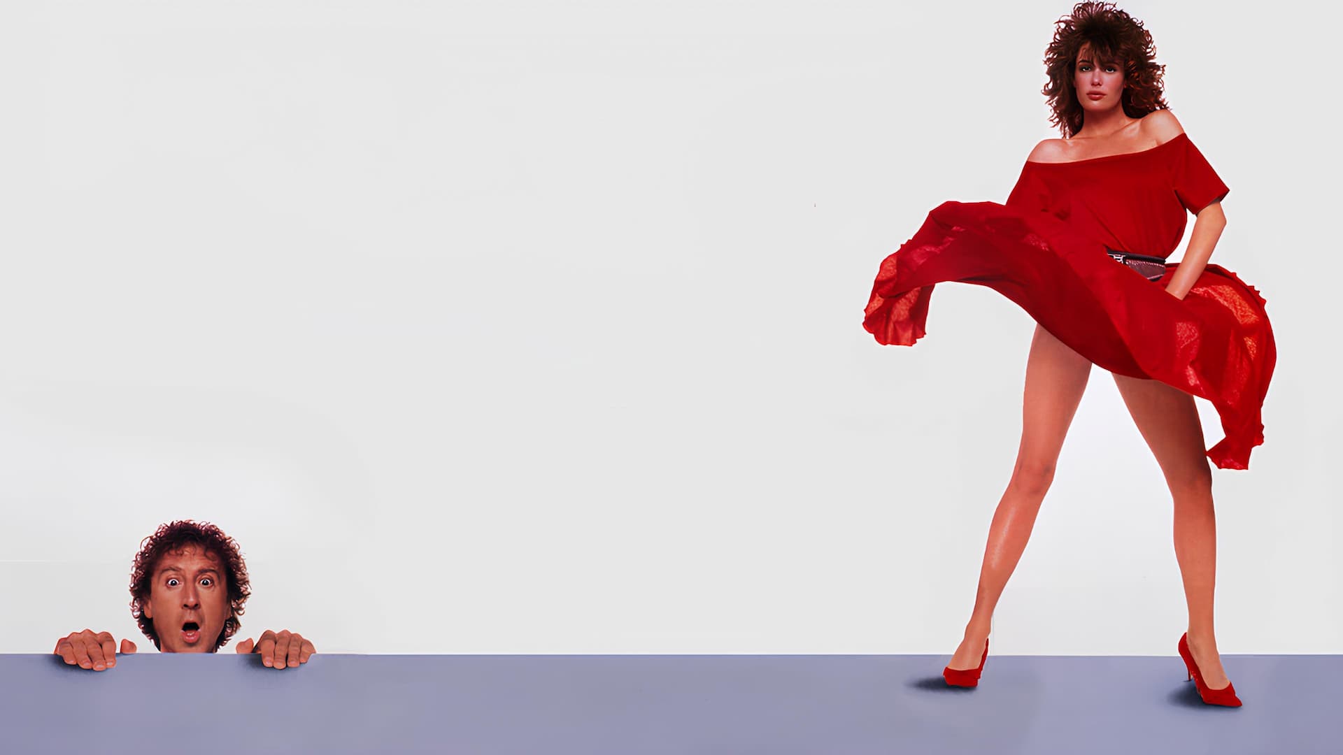 Kırmızılı Kadın