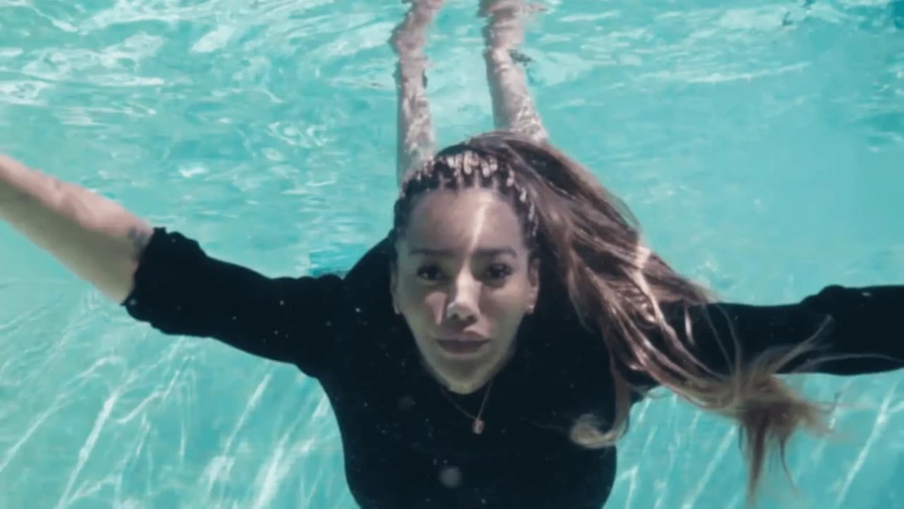 Sevgi ve Öfke: Munroe Bergdorf